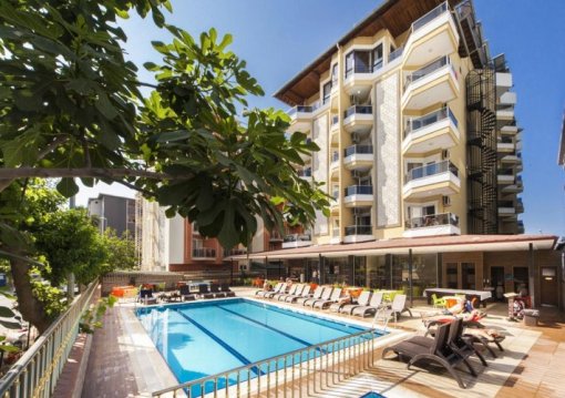 Alanya utazás Kleopatra Ada Beach Hotel