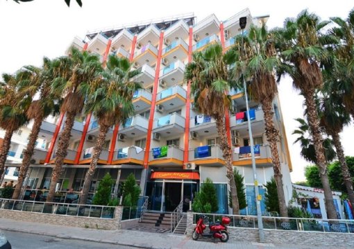 Alanya utazás Kleopatra Arsi Hotel 4*