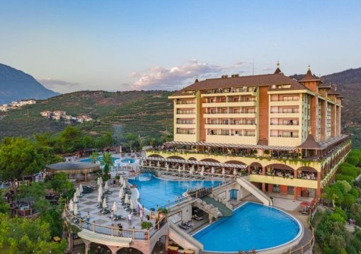 Alanya utazás Utopia World Hotel