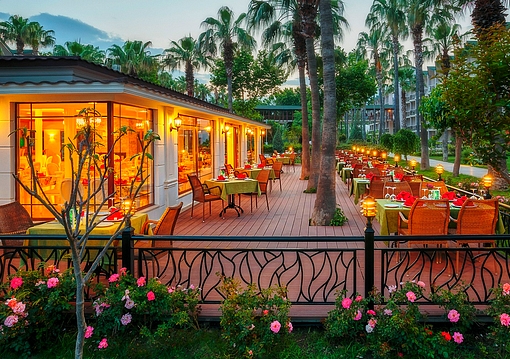 Kemer utazás Dobedan World Palace ex.: Alva Donna World Palace