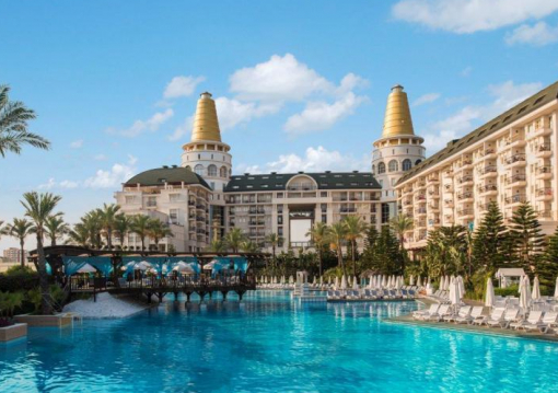 Antalya utazás Delphin Diva Hotel