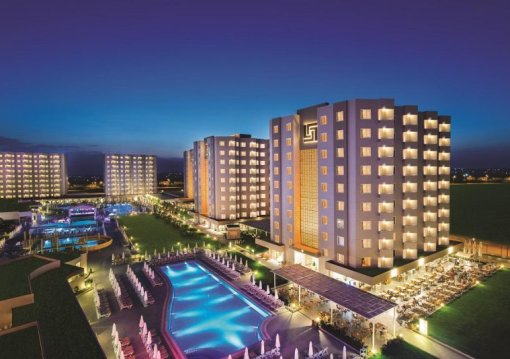 Antalya utazás Grand Park Lara