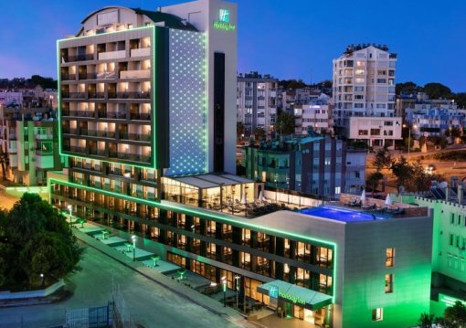 Antalya utazás Holiday Inn Antalya - Lara