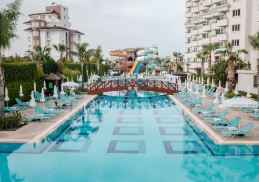 Antalya utazás Wyndham Garden Lara 