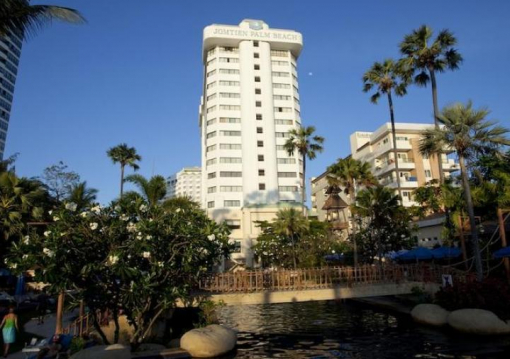 Bangkok Pattaya utazás Jomtien Palm Beach Hotel & Resort