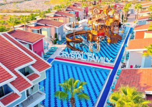 Belek utazás Crystal World Of Colours Comfort Collection