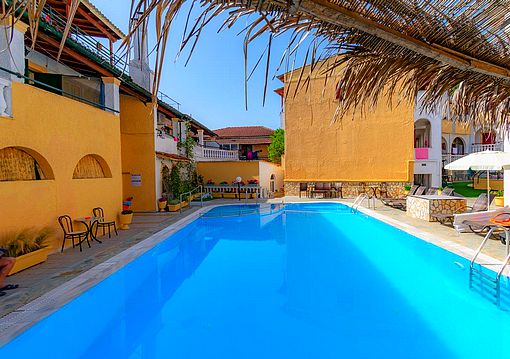 Korfu Moraitika utazás Bella Grecia Apartmanház