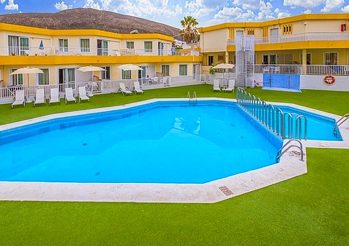 Tenerife Los Cristianos utazás Checkin Bungalows Atlantida