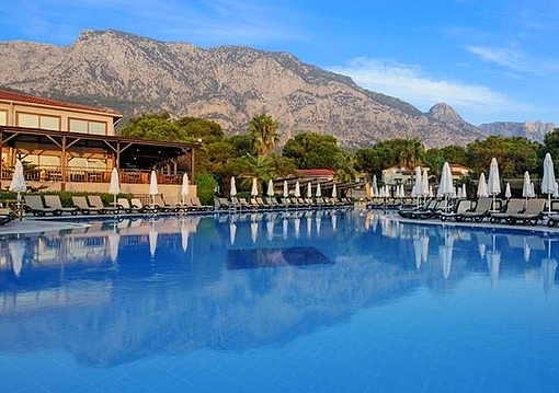 Kemer utazás Crystal Flora Beach Resort