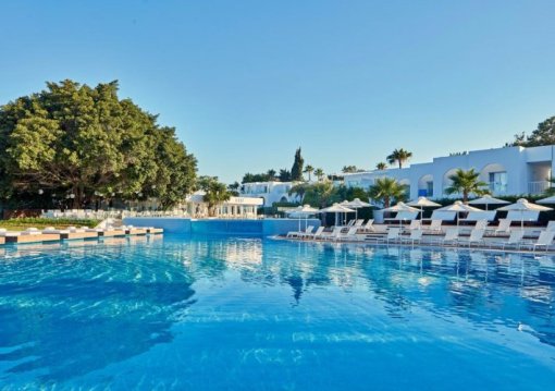 Dél-Ciprus utazás So Nice Club Resort