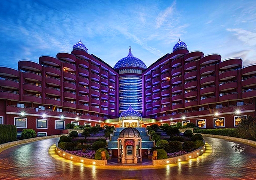 Antalya utazás Delphin Palace Hotel