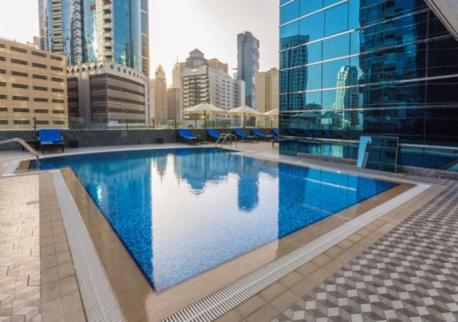 Dubai utazás Golden Tulip Media Hotel Wizzair járattal