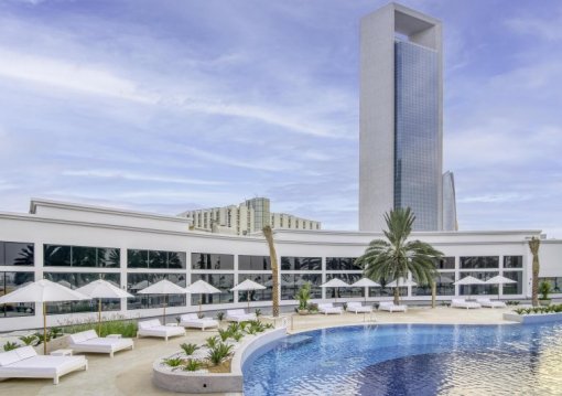 Abu Dhabi utazás Radisson Blu Hotel & Resort, Abu Dhabi Corniche