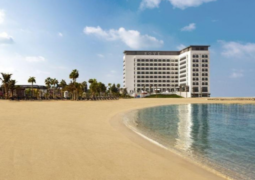Dubai utazás Rove La Mer Beach