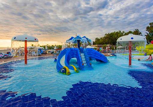 Alanya utazás Eftalia Marin Resort