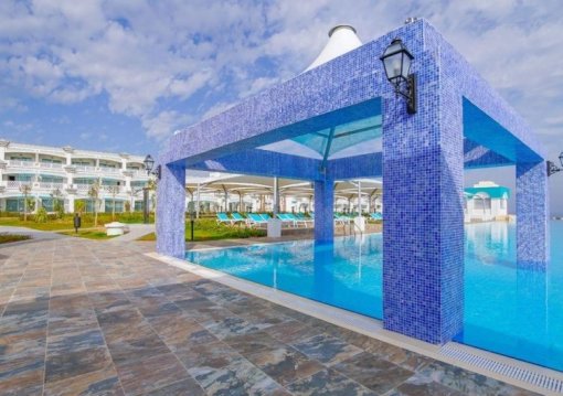 Észak-Ciprus utazás Limak Cyprus Deluxe Hotel