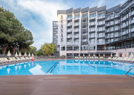 Alanya utazás Ananas Hotel 4*