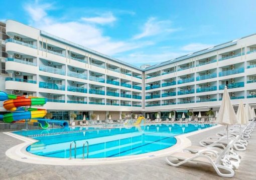 Alanya utazás Avena Resort