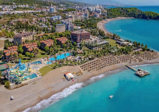 Alanya utazás Justiniano Club Park Conti 5*