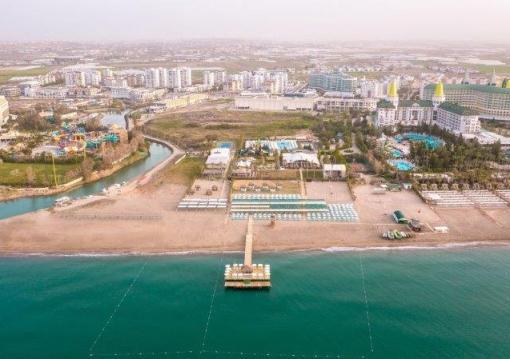 Antalya utazás Ramada Resort Lara