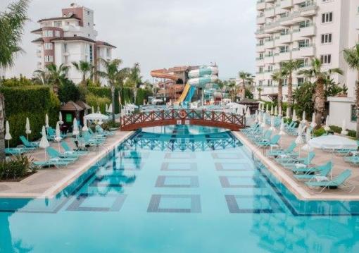 Antalya utazás Wyndham Garden Lara (Ex - Lara Family Club)