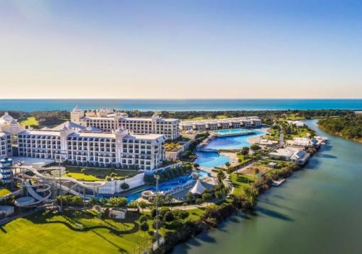Belek utazás Titanic Deluxe Belek