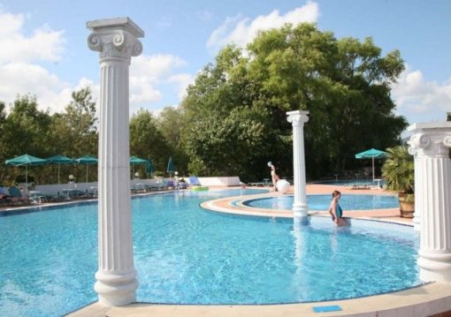 Duni utazás Holiday Village komplexum