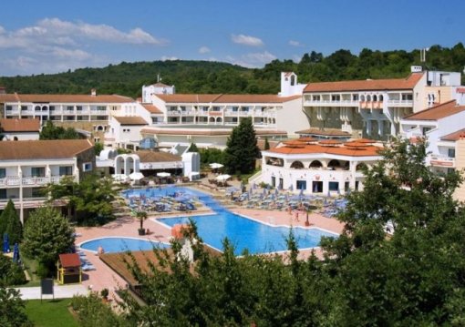 Duni utazás Hotel Pelikan