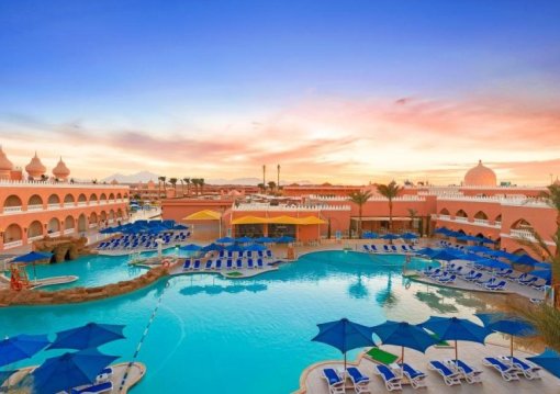 Hurghada utazás Pickalbatros Alf Leila Wa Leila 
