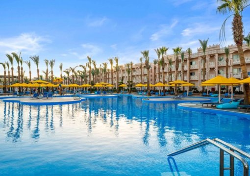 Hurghada utazás Pickalbatros Aqua Park Resort