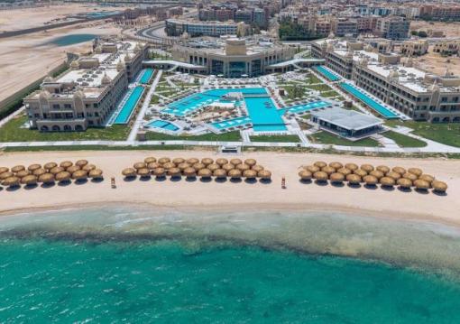 Hurghada utazás Titanic Pearl