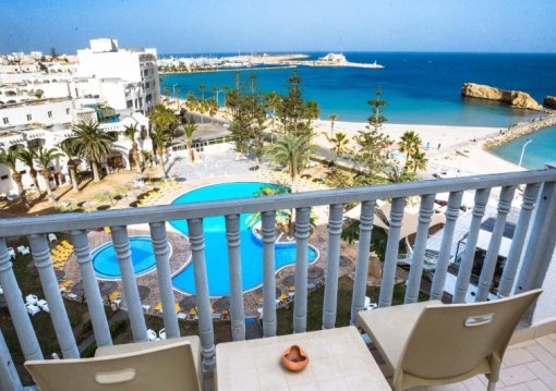 Monastir utazás Delphin Habib