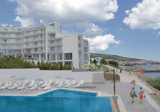 Napospart utazás Moonlight Hotel
