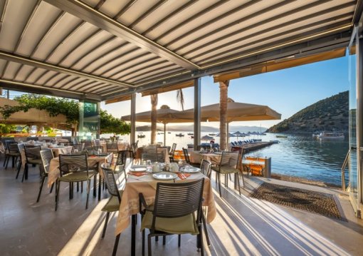 Peloponnészoszi-félsziget utazás Hotel Dolphin