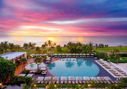 Phuket utazás Pullman Phuket Karon Beach Resort