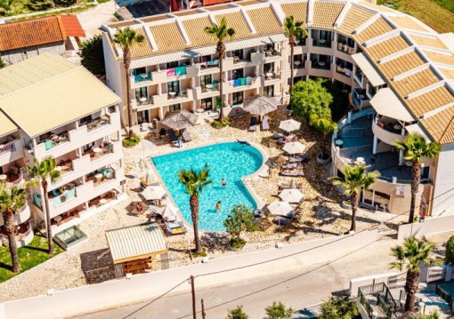 Zakynthos utazás Caretta Beach Resort & Waterpark