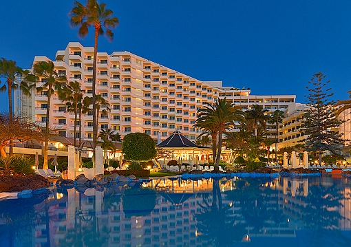 Tenerife Playa de las Americas utazás H10 Las Palmeras