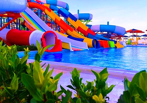Hurghada utazás Hawaii Paradise Aqua Park Resort
