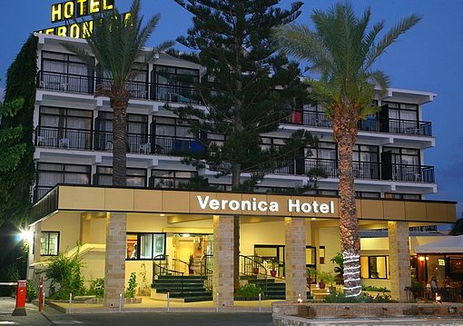 Dél-Ciprus Paphos utazás Hotel Veronica