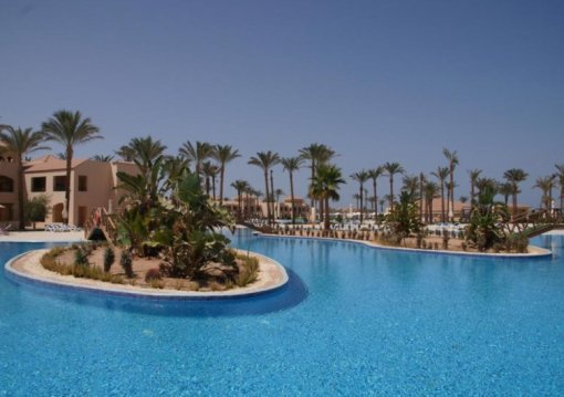 Hurghada utazás Cleopatra Luxury