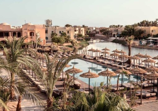 Hurghada utazás Cook's Club