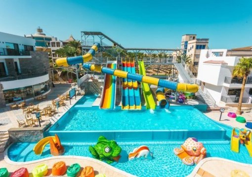 Hurghada utazás La Rosa Waves Beach Resort & Aqua Park 4*