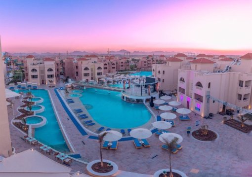 Hurghada utazás Pickalbatros Aqua Blu Resort