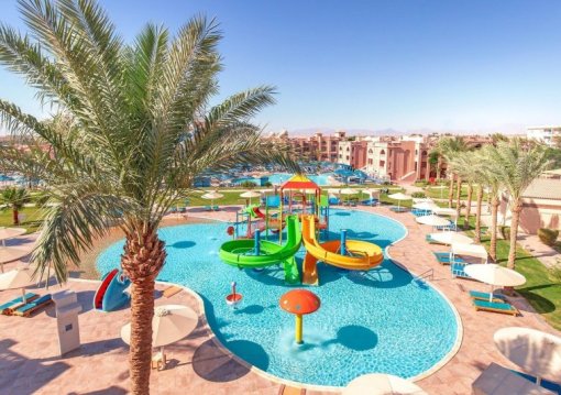 Hurghada utazás Pickalbatros Aqua Blu