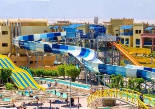 Hurghada utazás Titanic Beach Spa & Aqua Park