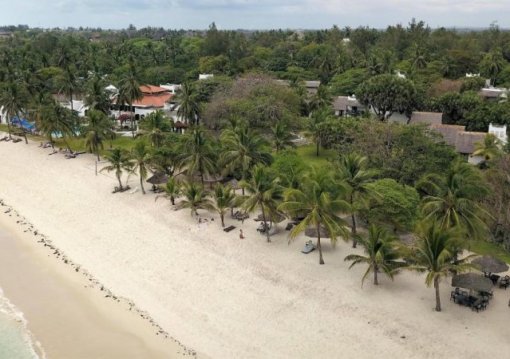 Kenya utazás Jacaranda Indian Ocean Beach Resort