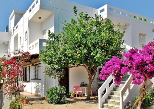 Kréta Agia Marina utazás Giannis Apartmanház