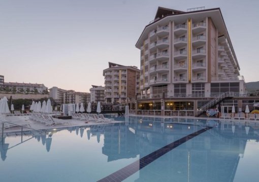 Kusadasi utazás Ramada Resort Kusadasi & Golf