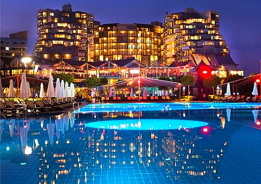 Antalya utazás Limak Lara De Luxe Hotel & Resort