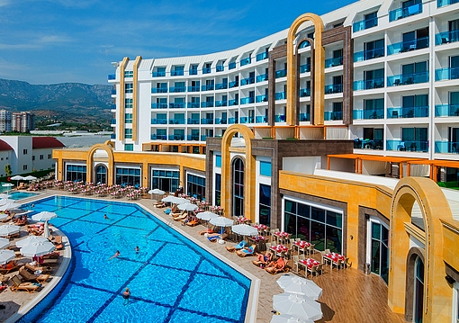 Alanya utazás Lumos Deluxe Resort Spa